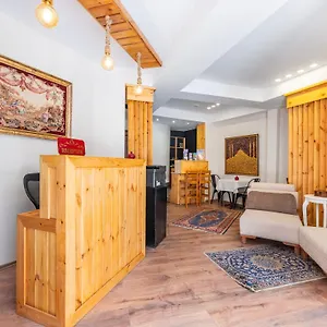 3* Hotel Magnificent
